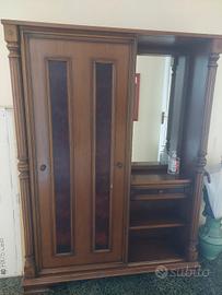 vari oggetti di arredamento