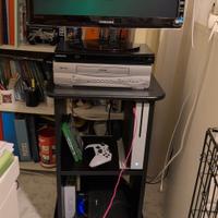 Xbox One S+ base verticale+ 2 joystick+2 giochi