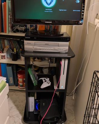 Xbox One S+ base verticale+ 2 joystick+2 giochi