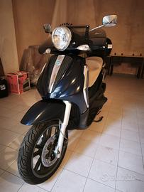 Piaggio Beverly 250