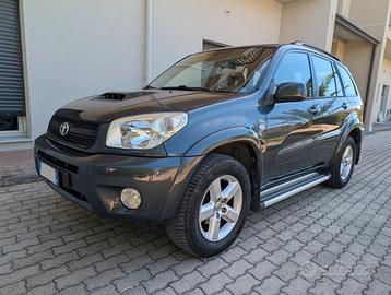 TOYOTA RAV4 2.0 D-4D SOL 5 porte 4x4 2000 Diesel