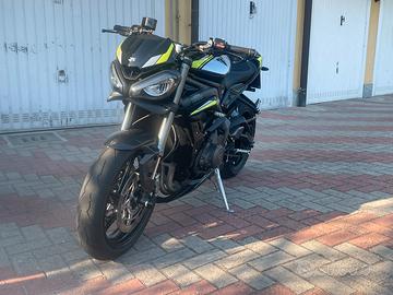 Triumph Street triple 765 rs