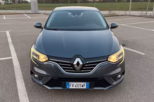 Renault Megane 2019 Garanzia 12 Mesi