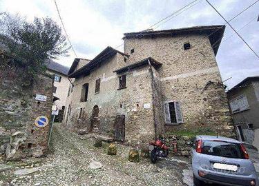 Immobile in asta di 427 m² con 1 locale a Olgiate 