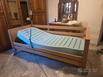 Letto per disabili elettrico materasso anti LDP