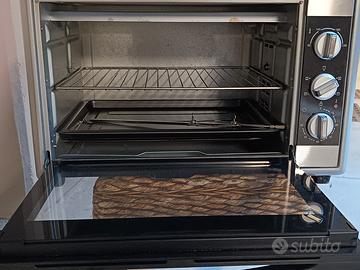Forno elettrico con girarrosto