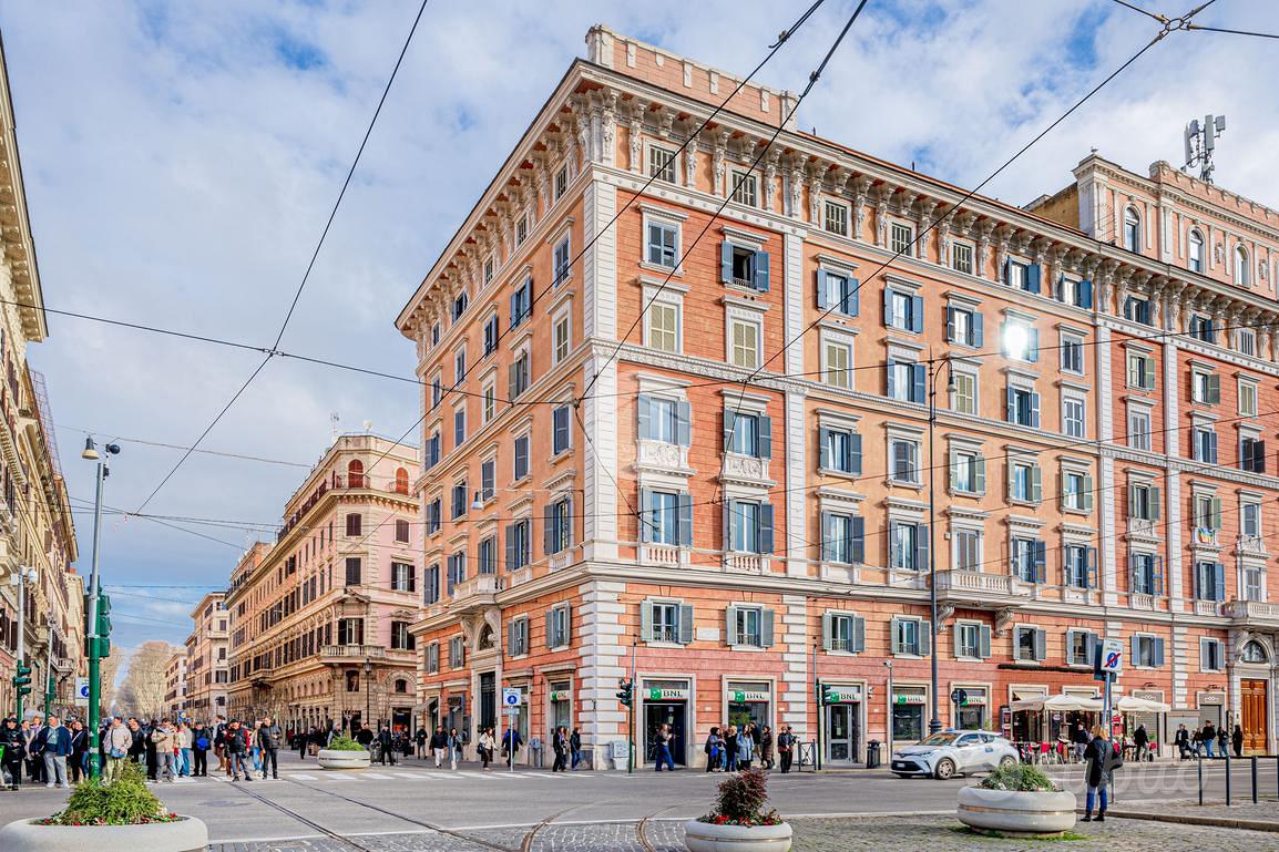 NEGOZIO A ROMA - Vista 2