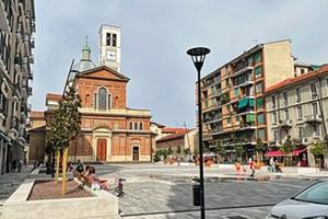 Sesto San Giovanni trilocale con giardino 900euro