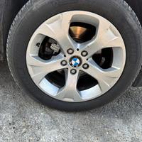 Cerchi e gomme bmw