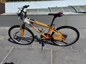 MTB Mountain Bike 26" Diablo Razor