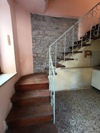 Rustico / Casale di 40 m² con 2 locali e box auto 