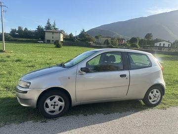 Fiat Punto Neopatentati benzina (2002)