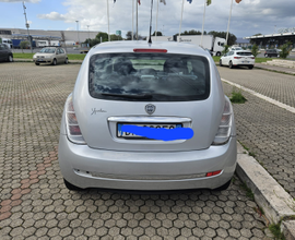 Lancia Y benzina