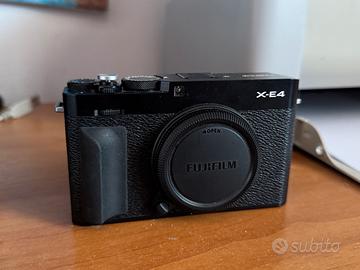 Fujifilm xe4 solo corpo (ex kit) + extra