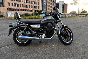 Moto Guzzi V9 Roamer