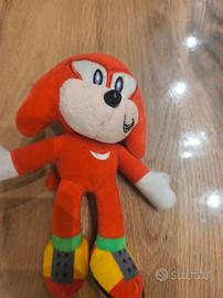 knuckles