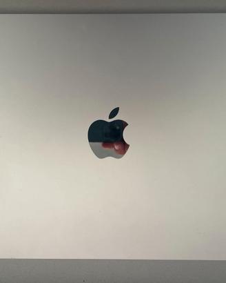 MACBOOK AIR 13 M4