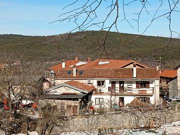 Casa con 2000 mq di terreno