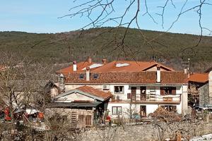 Casa con 2000 mq di terreno
