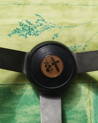 Volante in mogano Alfa Romeo Hellebore originale a