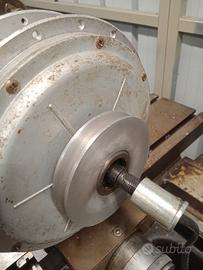 Tornitura di Boccole ,flange ,perni  su misura