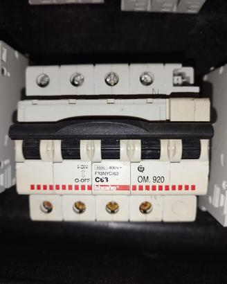 magneto termico Ticino 400v 63a sgancio