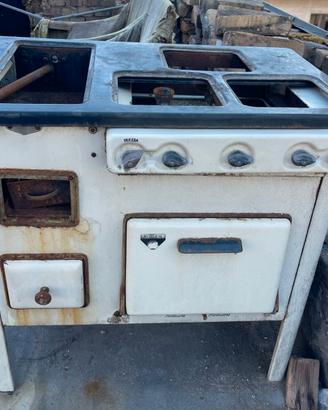 Stufa-Cucina a Legna Vintage in Ghisa e Smalto