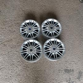CERCHI IN LEGA ORIGINALI LANCIA R.15”