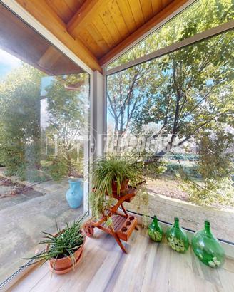 STRUTTURA CON GIARDINO A MURO LECCESE