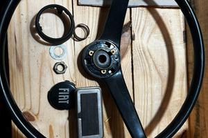 Volante Fiat Vintage e posacenere