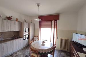 Appartamento a Noci, 3 locali