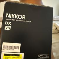 Obiettivo per mirrorless Nikon