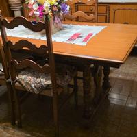 TAVOLO con SEDIE (anni 70)