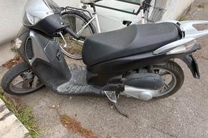 SH125 2010 NON MARCIANTE