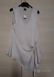 Top Gina Tricot beige con drappeggi