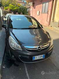 Opel corsa 2011