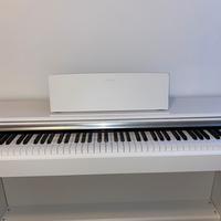 Pianoforte Yamaha arius