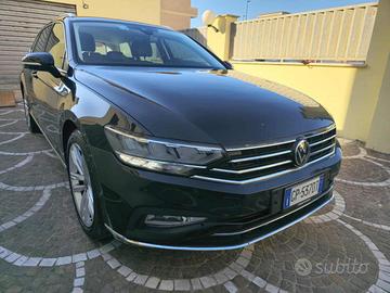 VOLKSWAGEN Passat Variant 1.5 TSI ACT DSG Busine