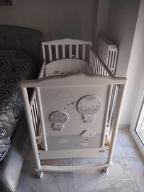 Culla come nuova completa di materasso