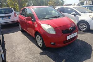 Toyota Yaris 1.0 5 porte Sol