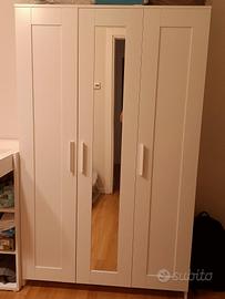 Armadio Ikea modello Brimnes