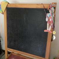 Lavagna per bambini Ikea tenuta bene