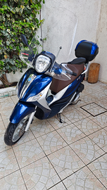 Scooter Piaggio Medley 150