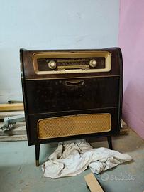 radio con giradischi