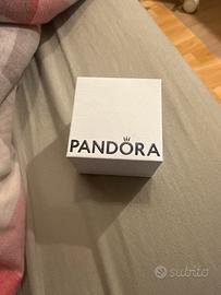 Anello Pandora