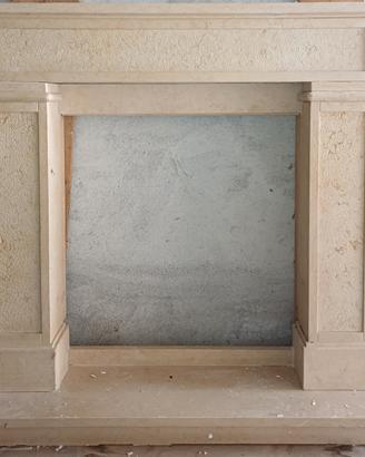 rivestimento cornica termocamino con Petra sanny