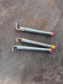 Fermaponteggio o picchetti da cantiere