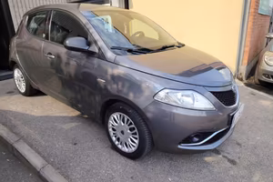 LANCIA Ypsilon 1.2 69 CV 5 porte GPL Ecochic FIN