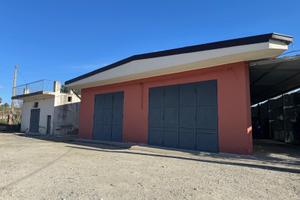 Capannone ristrutturato