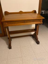 Scrittoio in legno